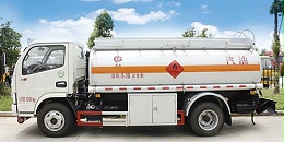 同样是水泥运输，为何散装水泥罐车运输备受施工企业欢迎？